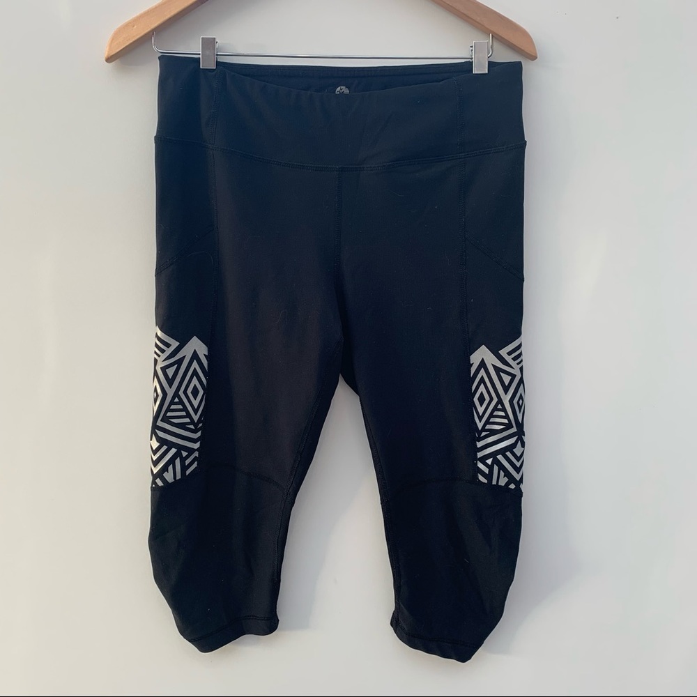 New 90 Degree by Reflex Crop Athletic Leggings